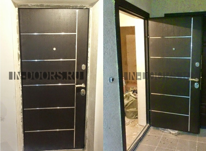 Входная металлическая дверь с хромированными молдингами